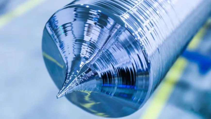 ¿Cuál es el gradiente de temperatura en el campo térmico?